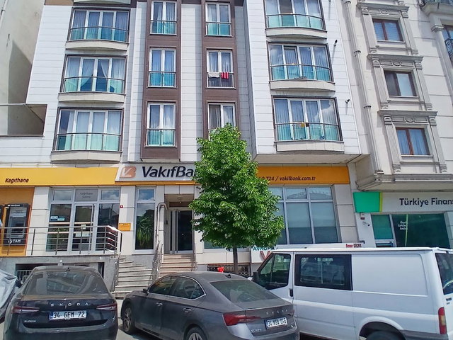 KAĞITHANE’ MERKEZ MAH METROYA YAKIN  KREDİYE UYGUN SATILIK DAİRE