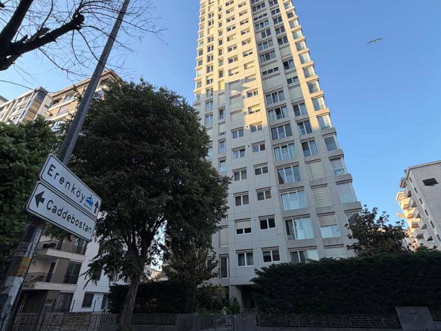 ERENKÖYDE BIRGEN INŞAATIN YAPTIĞI SITE ÖZELLIKLI HAVUZLU OTOPARKLI 95 M2 NET 3+1 KIRALIK DAIRE