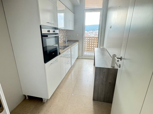 YASEMİN KURT’DAN SELÇUKLU 2+1 SATILIK BOŞ DAİRE