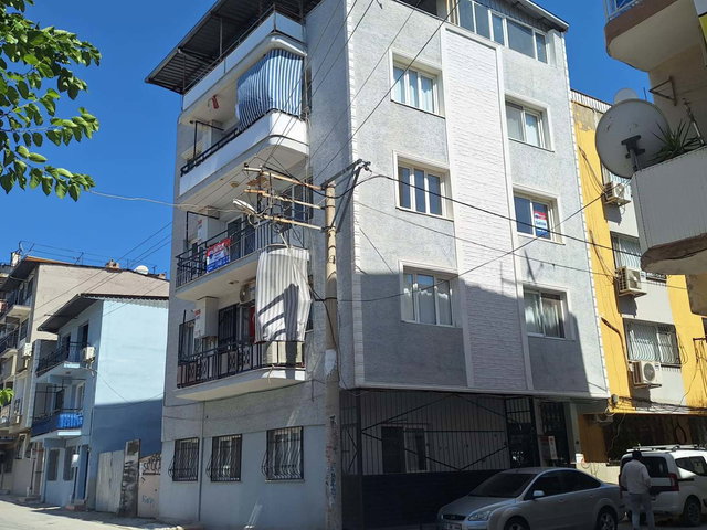 BUCA GÖKSU MAH. SATILIK 2+1 D.GAZLI ARAKAT DAİRE