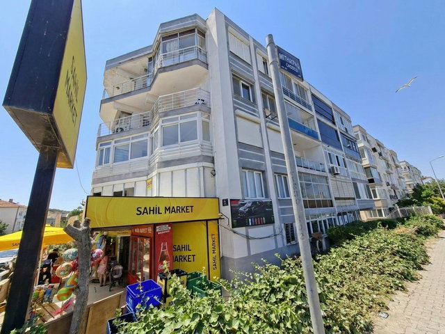 GÜZELBAHÇE SİTELER'DE DENİZ MANZARALI ARA KAT 3+1 SATILIK DAİRE