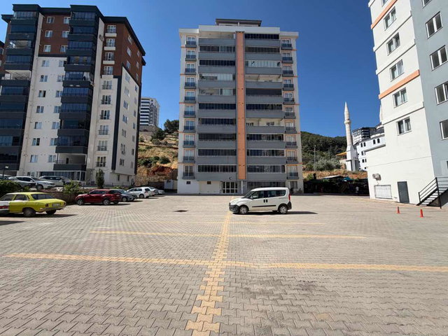 RE/MAX EDE'DEN KUZEY ÇEVRE YOLU SİTE İÇİ SATILIK 3+1 DAİRE