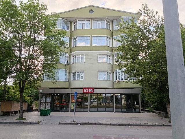 REMAX ARTIS'DEN YENIŞEHIR'DE SATILIK 3+1 DAIRE
