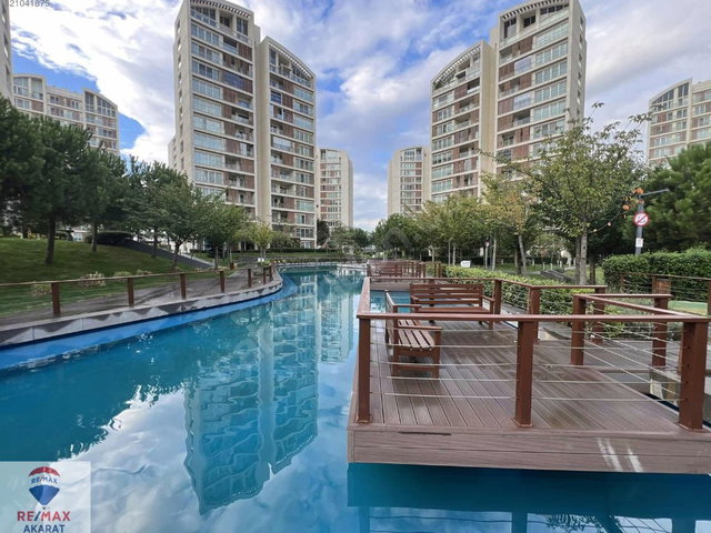 CEM YILMAZ DAN RESİM İSTANBUL SATILIK ŞEREFİYELİ 2+1 137 M2
