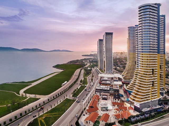 KARTAL İSTMARİNA DA ADALAR VE DENİZ MANZARALI EŞYALI 200M2 SATILIK 3+1 DAİRE