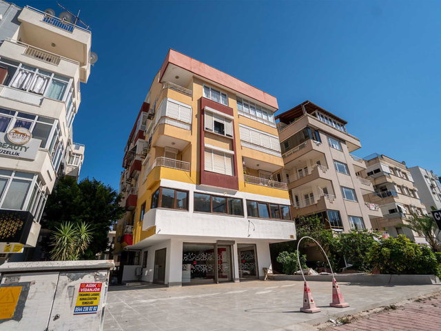 KONYAALTI ALTINKUM'DA DENİZE YAKIN 2+1 ARA KAT DUBLEKS DAİRE