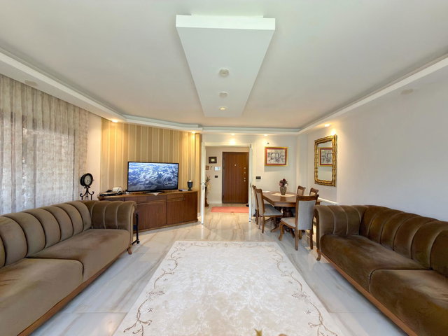 GÜZELBAHÇE YELKI'DE KOLEJLER BÖLGESINDE 5+2 SITE IÇI TAM MÜSTAKIL VILLA