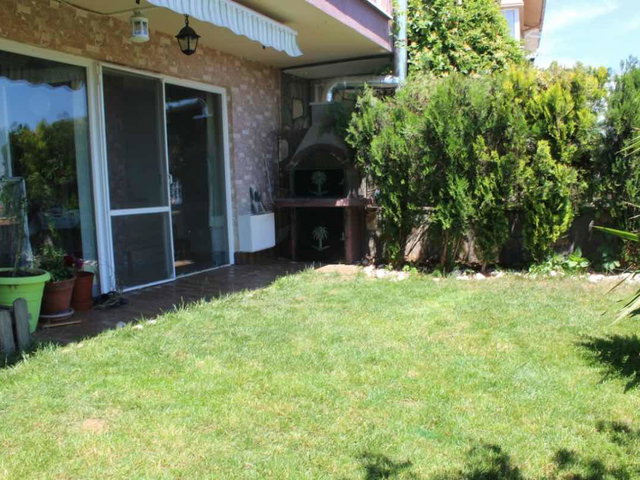 REMAX BEYAZ MUDANYA HALİTPAŞA'DA DENİZ MANZARALI VİLLA