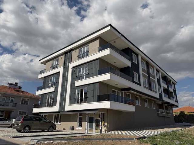 ÇUBUK DUMLUPINARDA 2+1 ARA KAT DAİRE