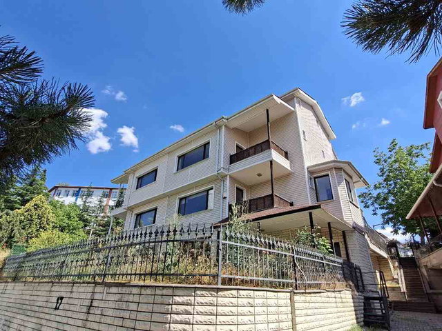 BEYSUKENT BEYKÖY SİTESİ SATILIK KÖŞE VİLLA