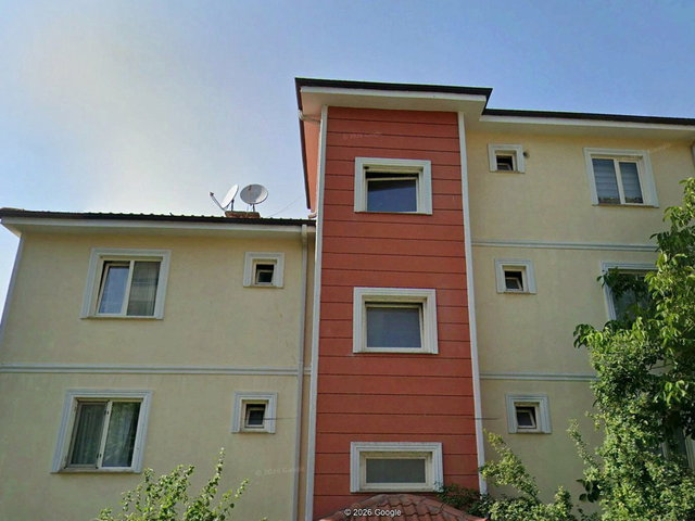 SERDİVAN KEMALPAŞA DA KİRALIK ÜST KAT 2+1 EŞYALI DAİRE