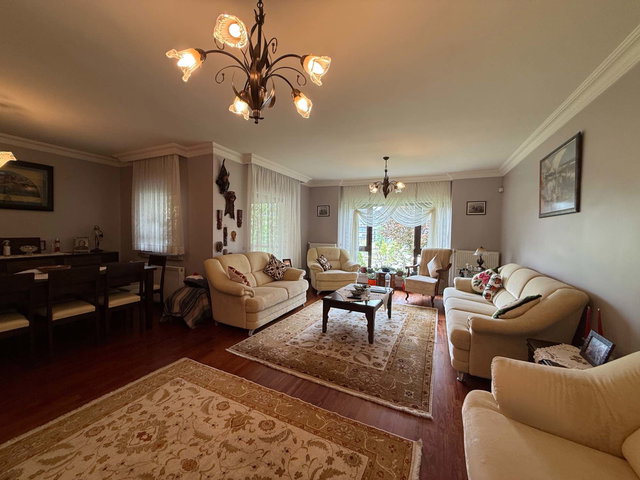 PARK CADDESİ AYDORUK VİLLALARI SATILIK 5+2 VİLLA!