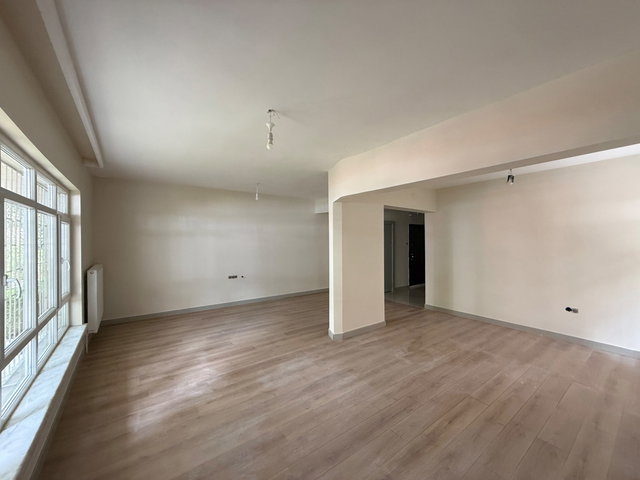 TUNALI HİLMİDE YENİLENMİŞ SATILIK 2+1 DAİRE!