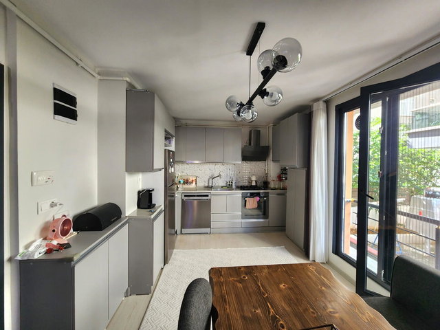 SANCAKTEPE SEVENLER CADDESİ'NDE METROYA YAKIN 3+1 DUBLEKS DAİRE
