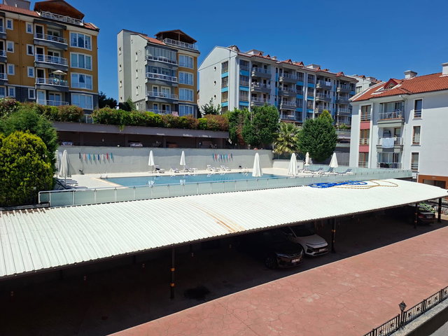 BAĞÇEŞME ORHAN MH SATILIK 3+1 SITE İÇI HAVUZLU ARA KAT DAIRE !!!