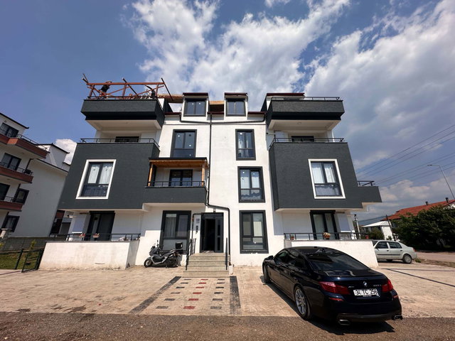REMAX'DAN SULTAN OKULLARINA KOMŞU 2+1 ARA KAT KÖŞE DAİRE