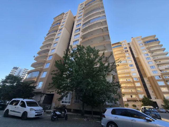 DİCLEKENT BEDİÜZZAMAN CAMİ CİVARI SATILIK 7+1 DUBLEKS DAİRE