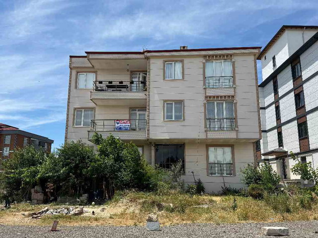 REMAX LAVANDA'DAN TEKİRDAĞ SARAY DA SATILIK 3+1DAİRE