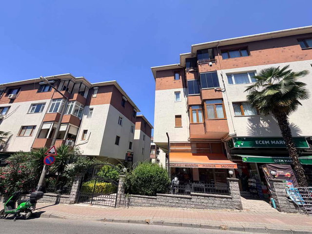 KAMELYA SİTESİ'NDE İÇİ YAPILI VE MASRAFSIZ KİRALIK 3+1