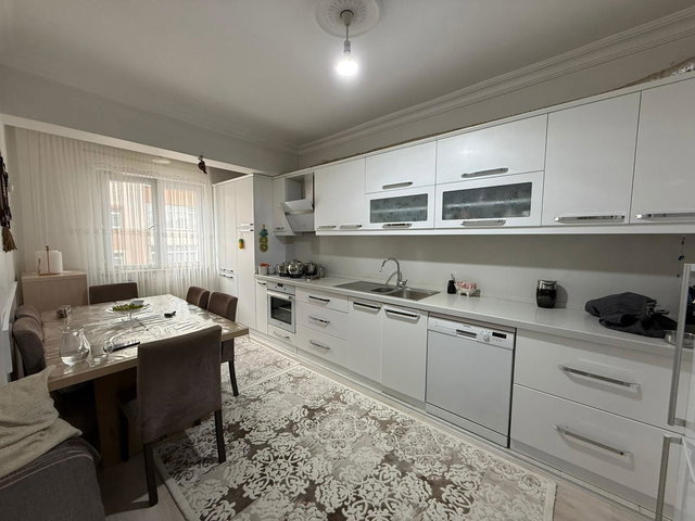 REMAX ARTIS'TEN NENEHATUN CAD. SATILIK 3+1 DAIRE