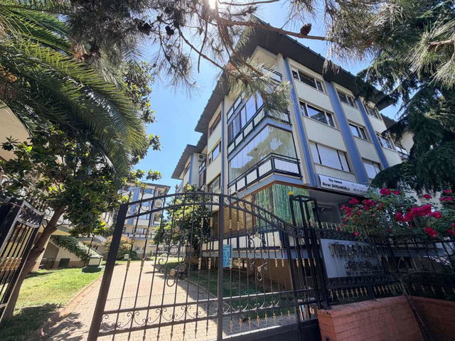 ACIBADEM CADDESİ TİBAŞ PARK SİTESİ 4+1 DUBLEKS