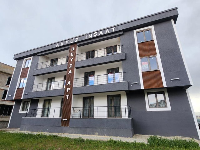 REMAX İLKE'DEN DADAŞKENT'TE LÜKS YAPILI 3+0 SATILIK SIFIR DAİRE