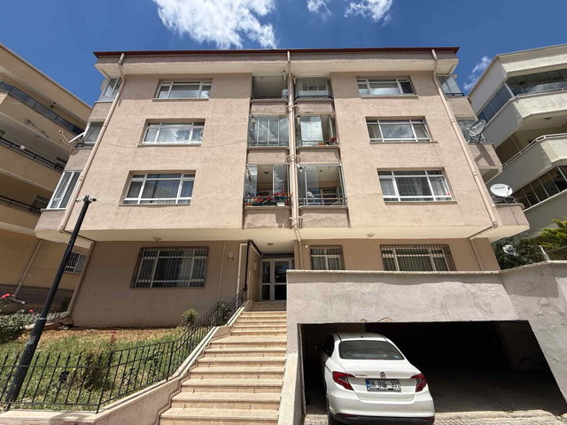 GÜZELTEPE MAH. ABİDİN DAVER SOKAK'TA SATILIK 1+1 DAİRE!