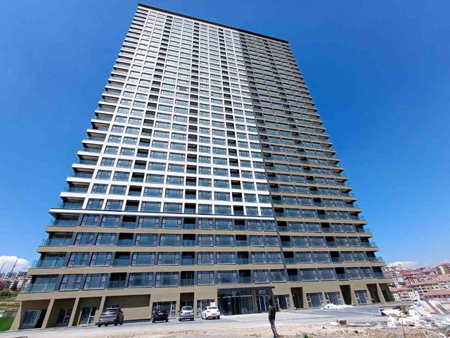 CYRISTAL TOWER 14.KAT DOĞU CEPHE 2+1
