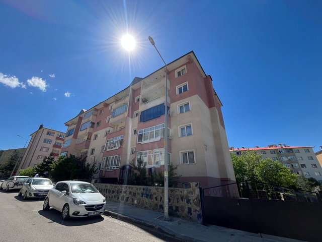 REMAX ARTIS'DEN YILDIZKENT'TE SATILIK 3+1 DAIRE