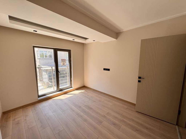 KİRALIK 1+1 DAİRE METRO YAKINI