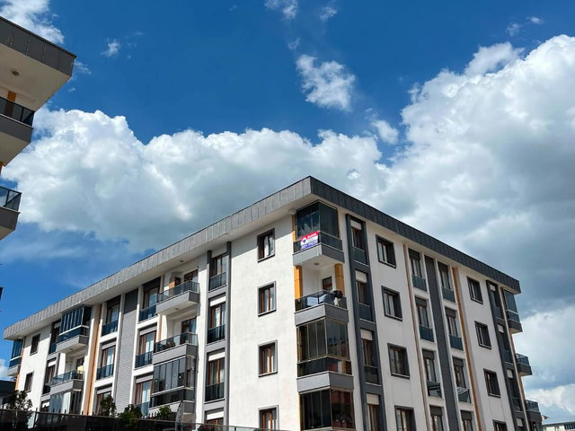 REMAX ARTIS'TEN ŞÜKRÜPAŞA'DA SATILIK 4+1 DAIRE