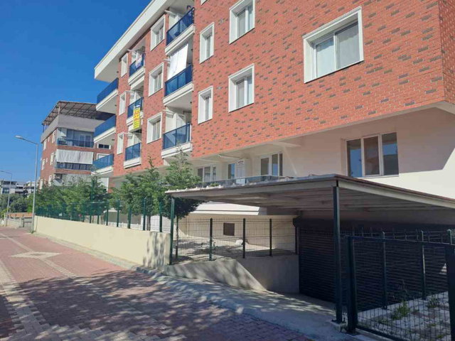 MENEMEN KOYUNDERE'DE 2+1 KAPALI MUTFAK ASANSÖRLÜ SATILIK DAİRE