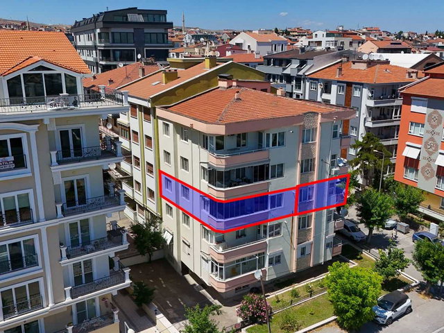 KARESI ATATÜRK MAH. AVLU MANZARALI  4+1 GENIŞ DAIRE