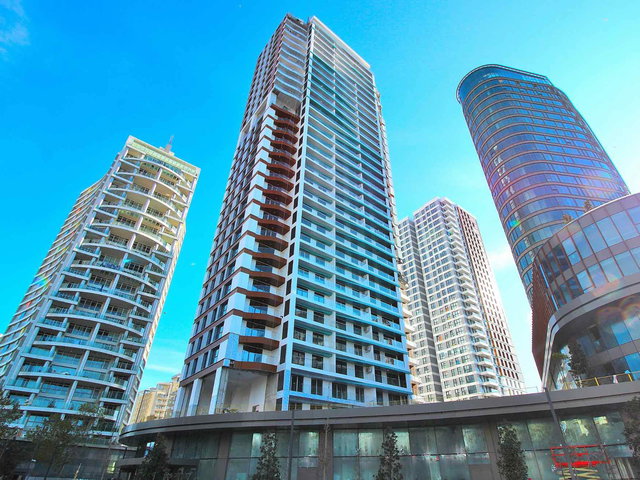 OYAK DRAGOS 15. KAT ÖN CEPHE BÜYÜK TİP DENİZ MANZARALI 82 M² 1+1