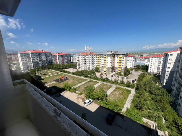 REMAX ARTIS'DEN HILALKENT'TE SATILIK 3+1 DAIRE