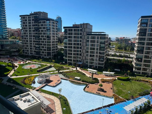 BAŞKENT EMLAK KONUTLARI'NDA FULL EŞYALI  4+1 KIRALIK DAIRE