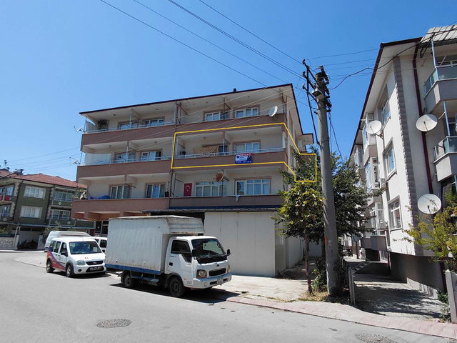 DİLMEN CADDESİNDE KAÇIRILMAYACAK GENİŞ 3+1 DAİRE