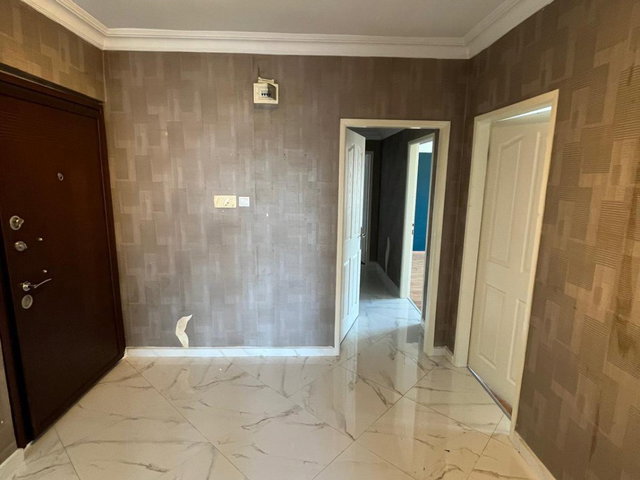 ÇEKMEKÖY EKŞIOĞLU ONUR SITESI İÇI YAPILI KIRALIK 3+1