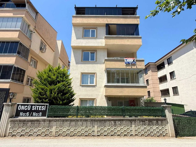 ÇALI GÜMÜŞLÜKTE MERKEZE YAKIN SİTE İÇİ LÜKS 2+1 ARAKAT DAİRE