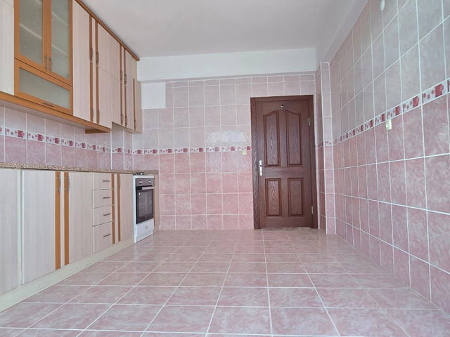 ULUKAPI'DA KIRALIK GENIŞ 3+1 DAIRE
