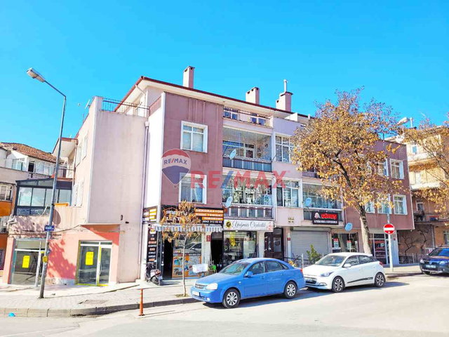 KÜÇÜKESAT BALLIBABA SOKAKTA 3+1 EŞYALI - BAKIMLI DAIRE