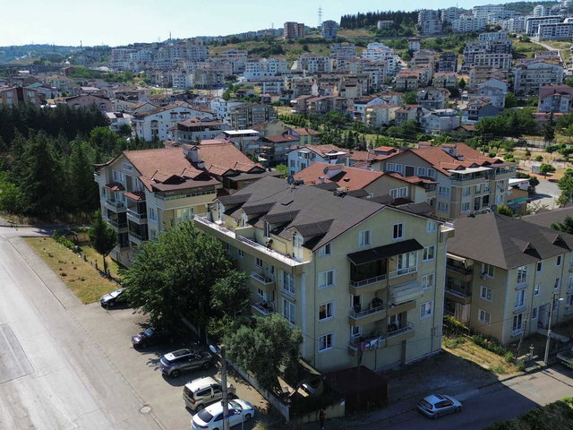 İZMİT ŞEHİR HASTANESİ KARŞISI YÜKSEK GİRİŞ 2+1 SATILIK DAİRE