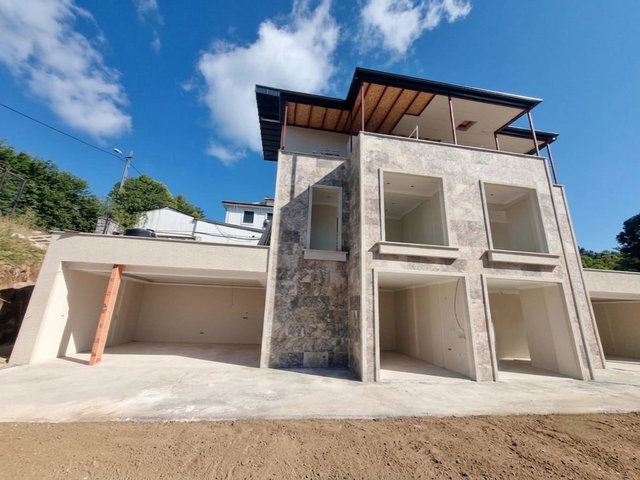REŞADIYE'DE  DOĞA IÇINDE ÖZEL PRESTIJLI TRIPLEKS SATILIK VILLA