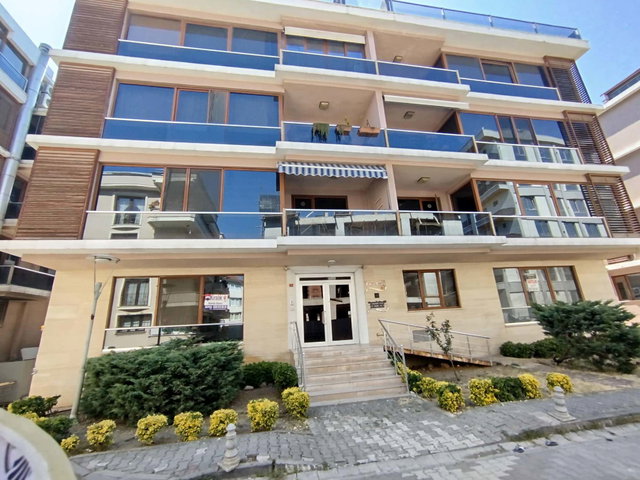 YALOVA REMAX'DAN MERKEZDE KİRALIK DAİRE