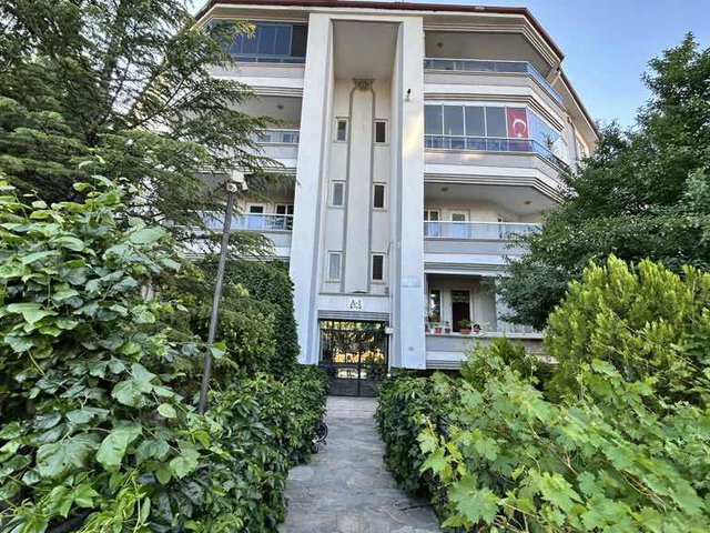 SELÇUKLU MH., DİLEK SİTESİ, 145 M2, YAPILI, 3+1, 4 BALKONLU
