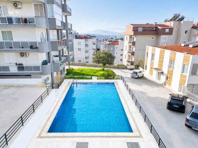 KUŞADASI'NDA HAVUZLU SİTEDE 167 M2 3+1 DAİRE
