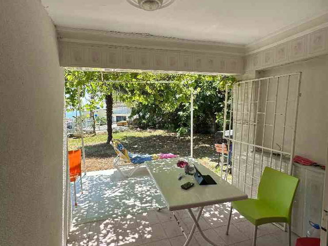 REMAX LAND DEN TEKİRDAĞ YENİCEDE BAHÇELİ YAZLIK
