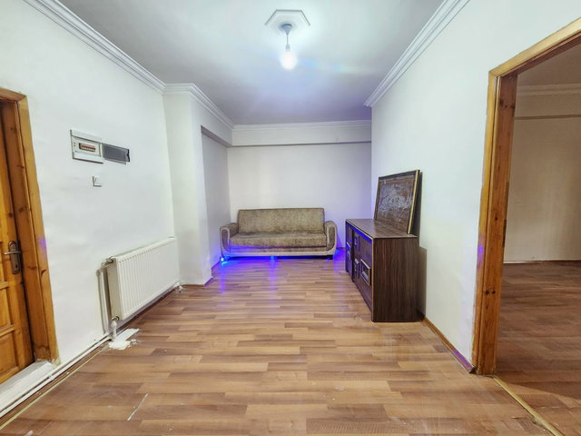 REMAX İLKE'DEN ŞEHİR MERKEZİ RABİA ANA'DA 2+1 SATILIK DAİRE