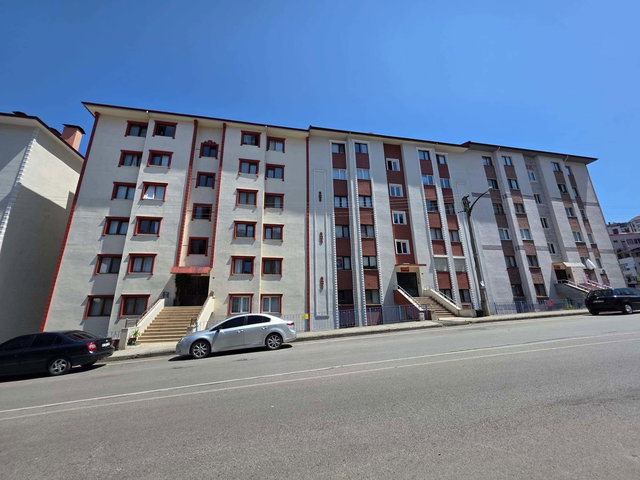 AYDINLIKEVLER BİRLİK APT. DENİZ MANZARALI DAİRE (SATILIK)