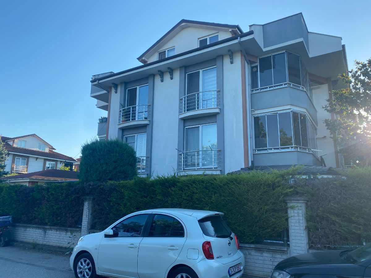 REMAX MAVİDEN BAHÇE KULLANIMLI SİTE İÇERİSİNDE 3+1 DUBLEKS